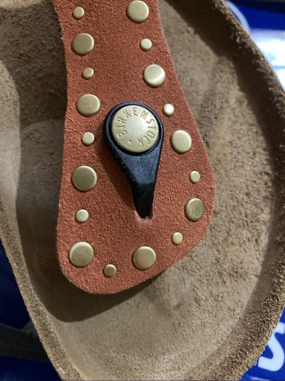 Birkenstock Gizeh Rivet Studded Thong Sandals In Dark Rust Size 42 - Picture 7 of 13